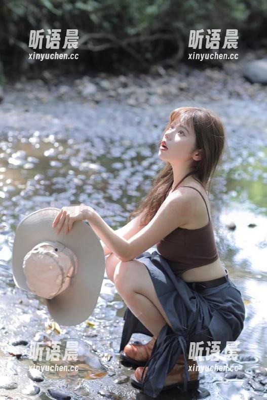 尤果网-沈佳熹 尤果网 - 沈佳熹美足写真合集重磅更新,独特视角下的动人风情尽显!.txt