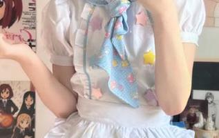 尤物馆 – Kely香香写真集与网袜的完美结合，点击下载分享她的美丽.txt