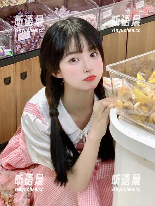 尤蜜荟-允尔 尤蜜荟 - 允尔的甜心写真分享,带来视觉与心灵的双重享受.txt