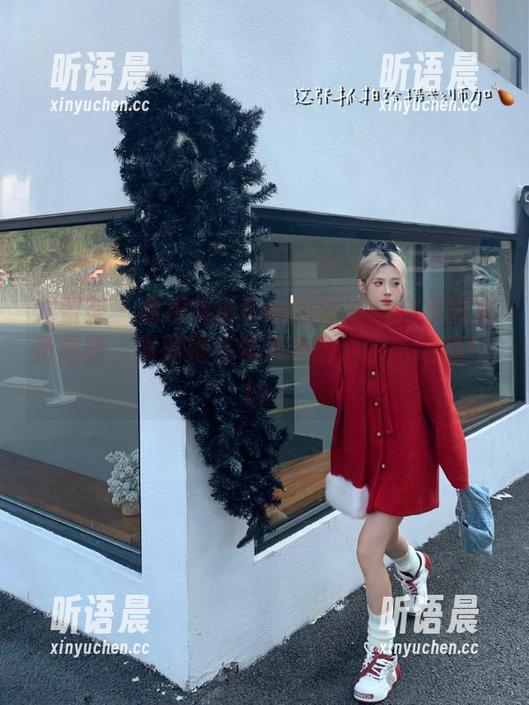 尤蜜荟 - 看宋梓诺Bee灰丝写真合集的全新更新，发掘她在表现中的真实与细腻！.txt