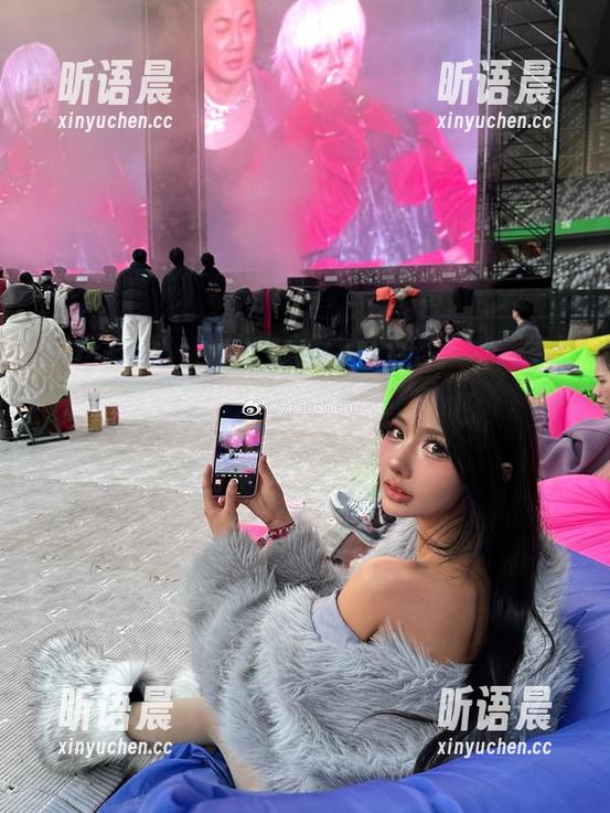私房图包中的您的蛋蛋，感受死库水带来的视觉冲击与心灵震撼.txt