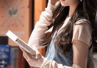 推女神 – 在图库中寻找红裙魅力：梁莹Sugar的精彩写真资源分享.txt