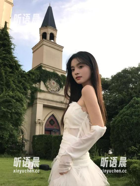 微密圈 - 林子喵Lynne带你认识私拍女孩，资源满满的自嘲趣味！.txt