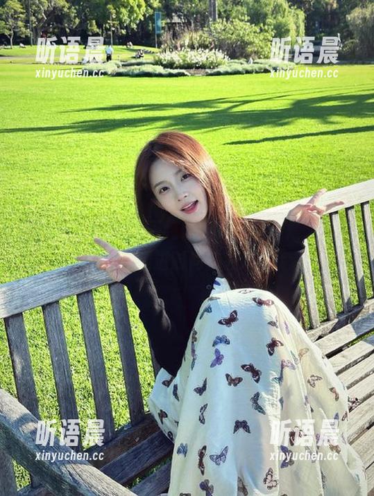 果团网 - 全新王语纯职业装写真合集，网盘下载带你走进时尚新领域！.txt