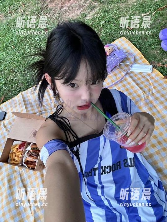 独特风格尽显魅力，果团网尤物写真图集震撼全场.txt
