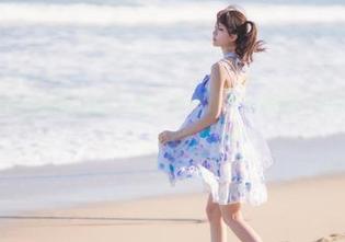 桜桃喵连体衣作品精选集：每一张都是美的探索，期待与你分享.txt