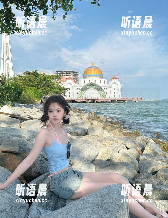 微密圈 - 福利图集：梦里一只喵的毛衣系列，感受每一针每一线织就的温暖与柔情.txt