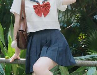 森萝财团 – 卉子全套女仆写真火热下载，80D黑丝踩物让你领略独特风情！.txt