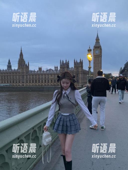 森萝财团 - 吸吸礼服写真绝美壁纸，你的桌面新选择.txt