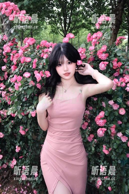 森萝财团 - 夏日必看！小樱泳衣精选图集，展现完美身材魅力！.txt