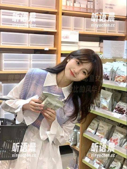 微密圈 - 完美诠释“楚楚不吃鱼女神”，原图与图包呈现无与伦比的风华！.txt
