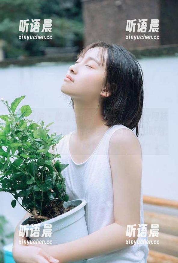 模范学院 - 收集柳侑绮Sevenbaby网袜图包，免费下载她的绝美写真的完美时刻.txt