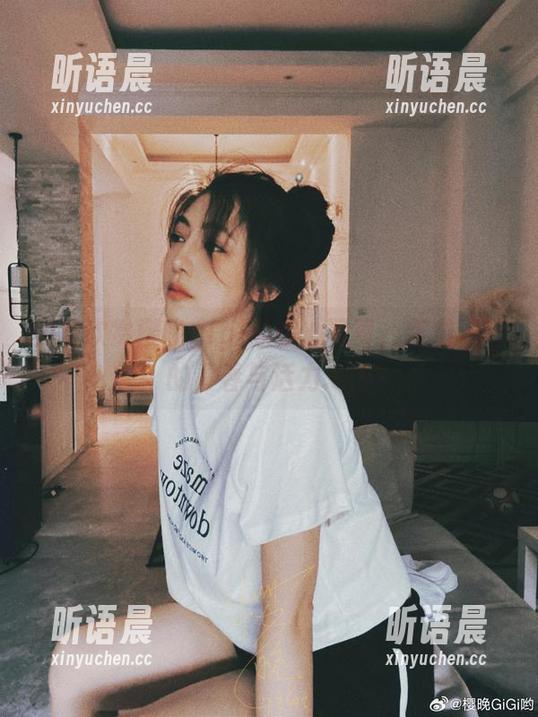 免费欣赏樱晚gigi的甜心写真，绽放无尽的青春与活力.txt