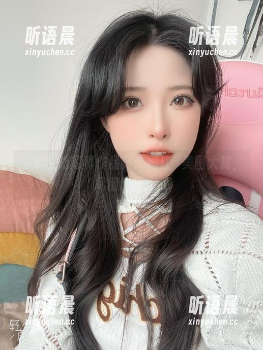 清水由乃写真作品集：黑江雫美图大赏，尽情欣赏.txt