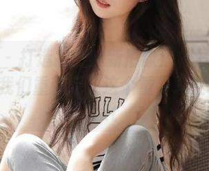 爱蜜社 – 打造护士的新形象：杨紫嫣高清美图让我们重新定义这个重要职业的美丽.txt