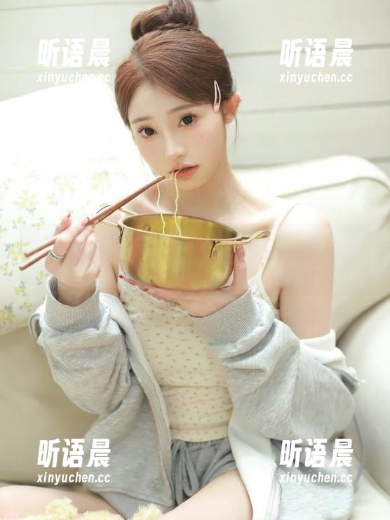 爱蜜社-蕾蕾醒了没 爱蜜社 - 探索蕾蕾醒了没的私人摄影:兔女郎的魅力图集引领时尚潮流.txt