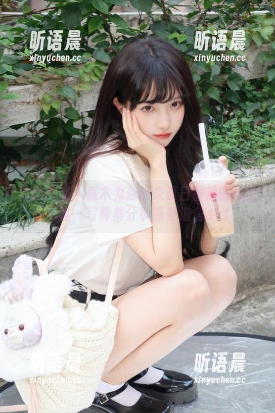 物恋传媒-嘉木 物恋传媒 - 嘉木为你带来夏日重逢的视觉盛宴,写真集分享感受浪漫.txt
