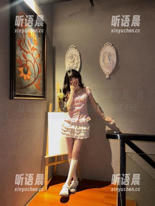 秀人网 - 乔伊joy最新肉丝写真作品，网盘直达，带你领略美的极致呈现.txt