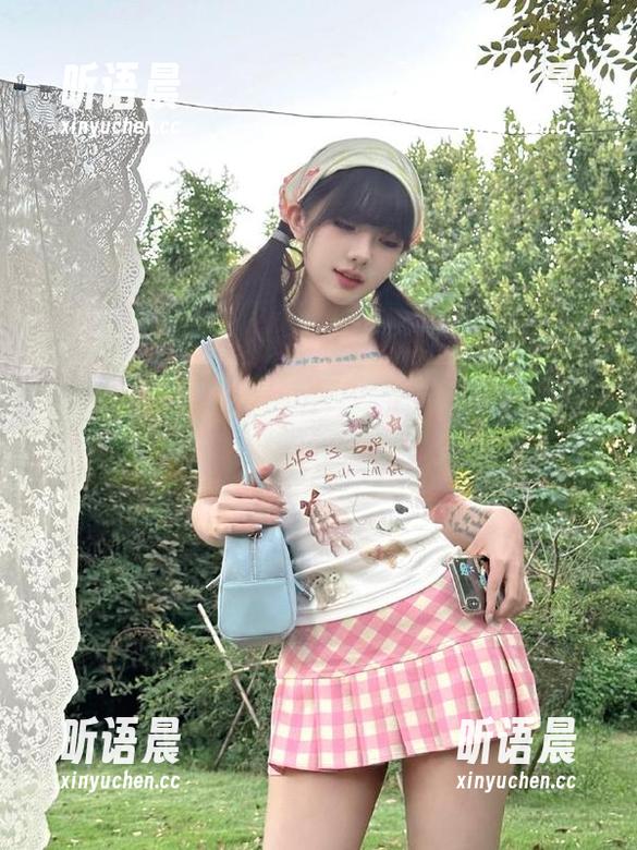 秀人网 - 绝对不容错过的泳池美图，九千柒柒图集给你带来无尽夏日遐想！.txt
