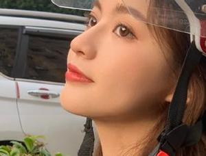秀人网 – 在周慕汐baby的修女私拍中，精选图片诠释她独特的艺术视角！.txt