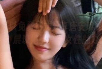 秀人网 – 以免费形式分享唐安琪裸足写真图册，展现她别样的女性魅力.txt