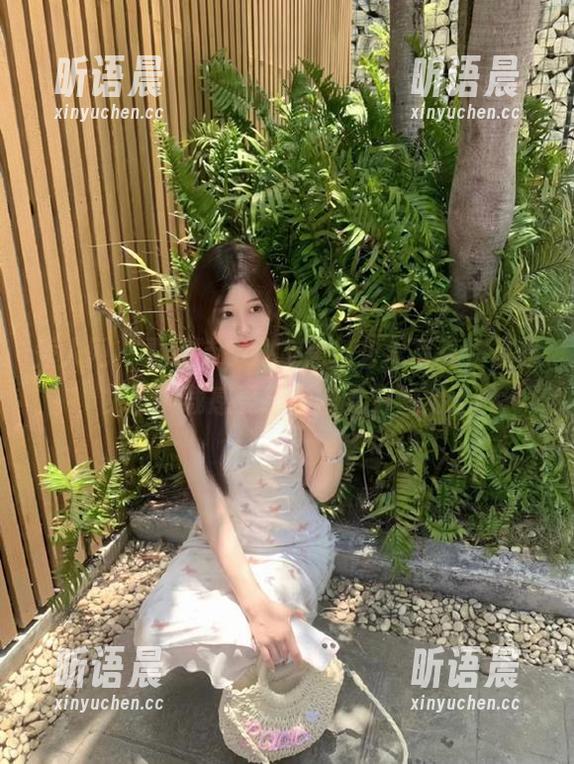 秀人网-夏诗诗Sally 秀人网 - 夏诗诗Sally黑色艺术写真作品集,免费下载感受摄影的无穷魅力.txt