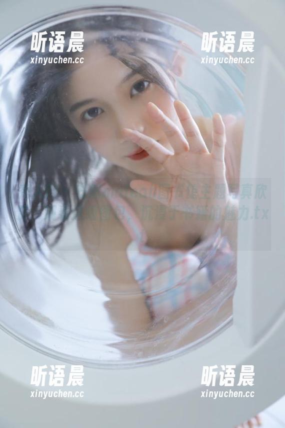 秀人网 - 安然maleah图书馆主题写真欣赏：观看这组图包，沉浸于书籍的魅力.txt