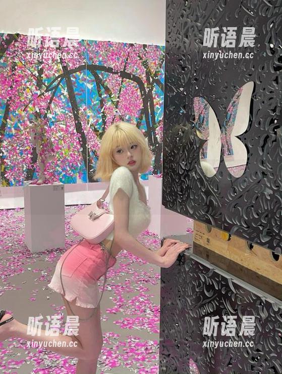 秀人网-安琪Yee 秀人网 - 万圣节狂欢来袭,安琪Yee最新图包更新让你玩转节日气氛.txt
