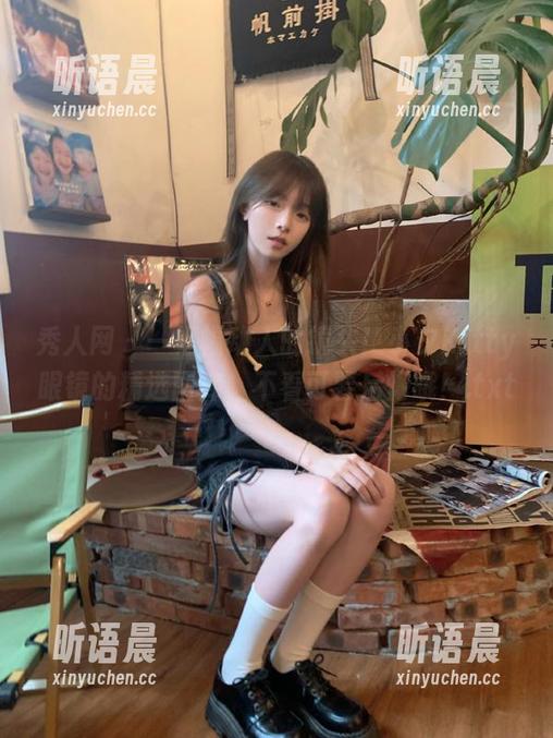 秀人网-小夕Kitty 秀人网 - 一幅幅动人的镜头!小夕Kitty眼镜的精选图库,不看可要后悔哦!.txt
