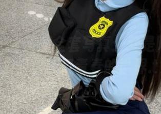 秀人网 – 水手服全套写真：就是阿朱啊带我们走进梦幻青春的世界.txt