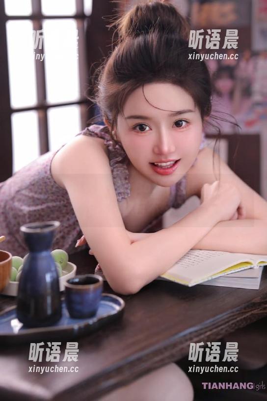 秀人网 - 领略徐莉芝Botty的比基尼风情，全套作品让你目不转睛！.txt