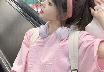 秀人网 – 轻松获取福利图片，戴允祺zoe的套装造型美翻天！.txt