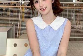 秀人网 – 在月夕Lily的JK写真套图中，保存了我那些尴尬但又真实的成长瞬间！.txt