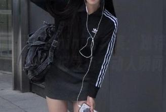 秀人网 – 糯美子nini写真集：独特的死库水主题图片，记录每个动人瞬间.txt