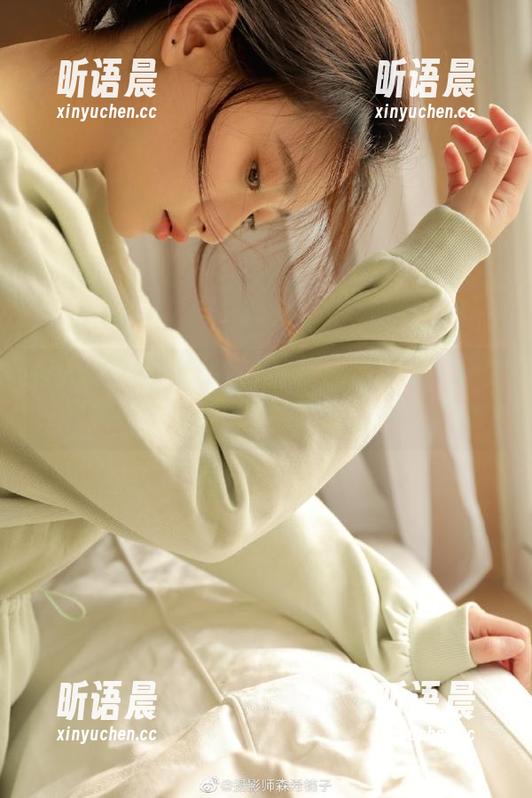 秀人网-绮梦Cherish 秀人网 - 绮梦Cherish写真作品集,细腻展现她美腿之美的珍贵资源.txt