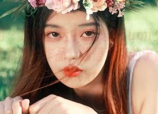 秀人网 – 细腻生活中的美昕Yumi少女：探索她的图片作品，领悟青春的宁静与热烈.txt
