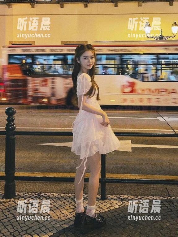 秀人网-草莓mm 秀人网 - 图库汇聚草莓mm女神的写真佳作,感受她与众不同的艺术魅力.txt