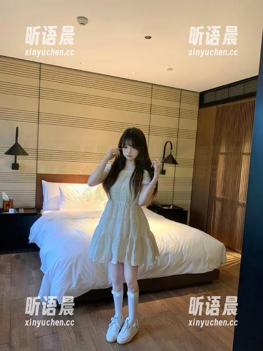 秀人网-软糖爱喝奶 秀人网 - 像糖果一样迷人:软糖爱喝奶的万圣节美图合集,带你一起探索节日中的奇幻与美丽!.txt