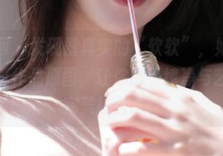 秀人网 – 发现最真实的“软软”，她的白色写真作品原图，让你感受纯净与艺术的完美结合.txt
