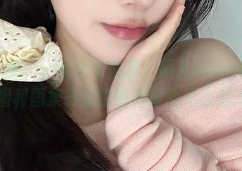 秀人网 – 一场视觉盛宴，雨儿baby的甜心福利图集开启你的美好心情之旅.txt
