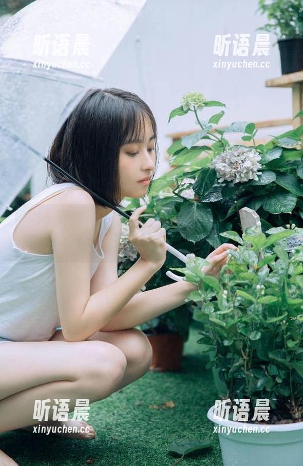 秀人网-雯大王susie 秀人网 - 不完美也精彩,雯大王susie的礼服图集更新带你笑看时尚!.txt