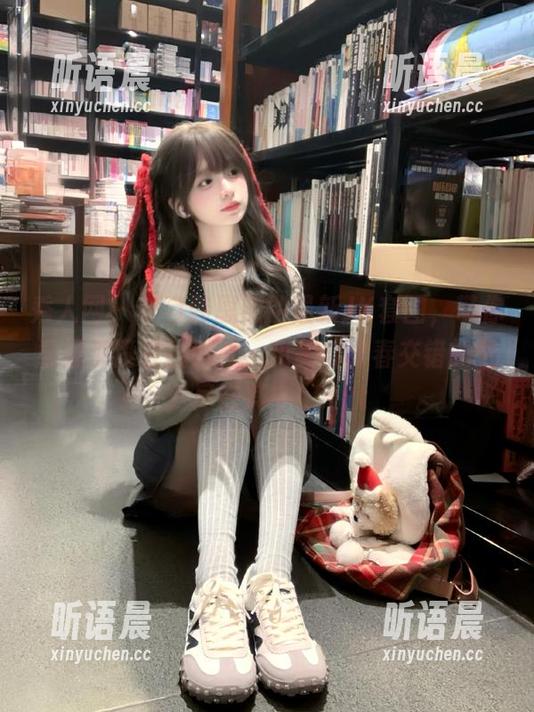 秀人网 - 来自韩恩熙的最新JK套图，带你重温那段校园时光，甜美与青春交错的魅力尽在其中！.txt