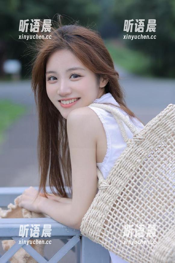 秀人网-黄歆苑 秀人网 - 最新黄歆苑写真《裤里丝》,绝美图片呈现个性与风格!.txt