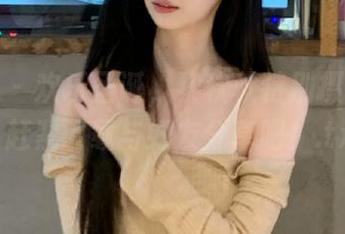 秀人网 – 欢乐圣诞，黎秋秋特别摄影套图，赶紧下载与好友分享吧！.txt