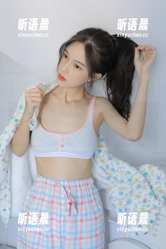 微密圈 - 羊小雪juvia的毛衣艺术写真，细腻图片记录下每一个动人的瞬间，让人心动不已.txt