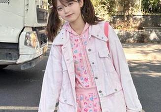 美媛馆 – 薛琪琪sandy校服写真全集：拍摄这组写真时，她的表情太好笑了吧！.txt