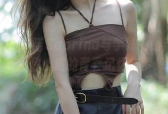 美媛馆 – 许诺Sabrina与学妹的最新写真集，唤醒你心底的青春记忆与梦想.txt