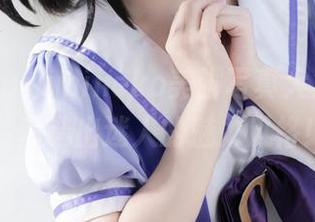 胡桃猫Kurumineko美脚写真大集合，独特照片塑造出迷人的魅力风格！.txt
