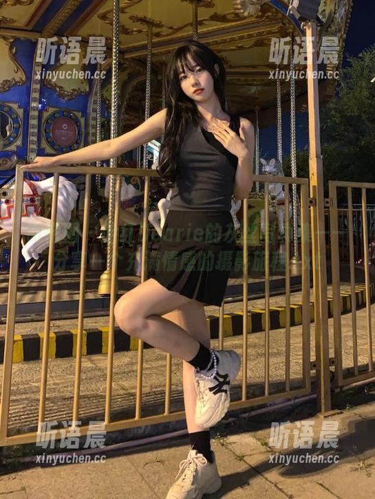 微密圈 - 脸红Dearie的灰丝写真集——分享一个充满情感的摄影旅程.txt