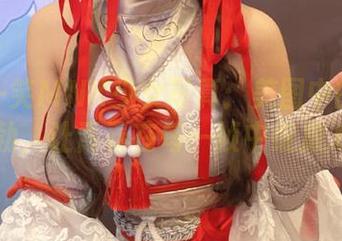 芊川一笑MNK少女写真：美图中的朝气蓬勃，让青春在每一帧中绽放.txt